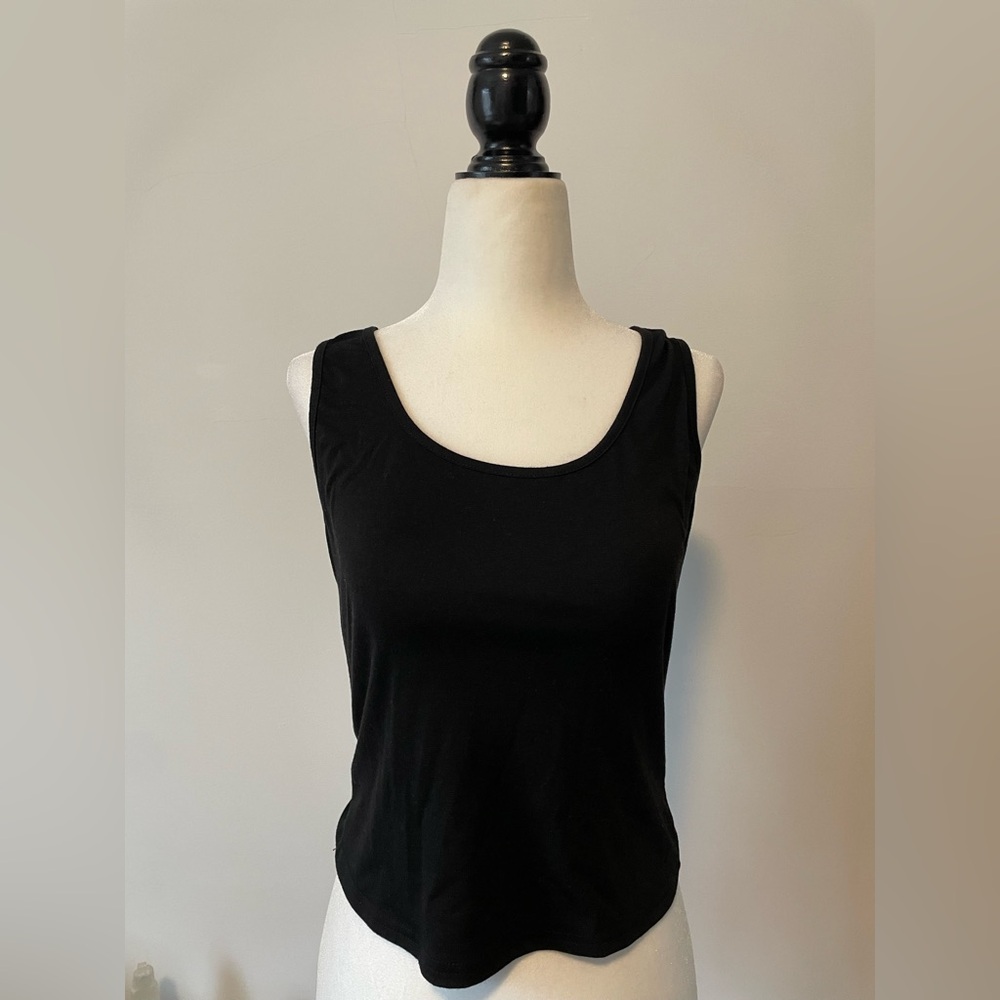 Black Flowy Tank Top